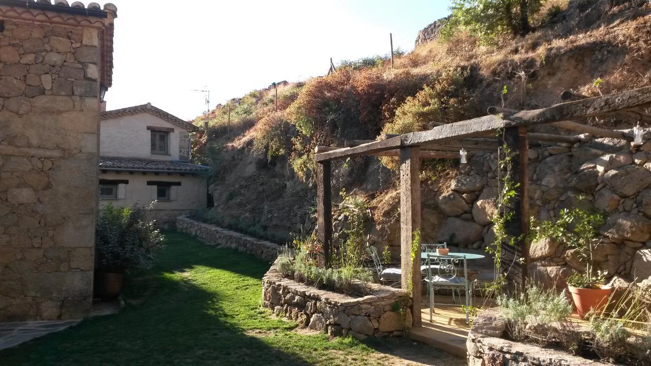 Abejas 1 De El Vergel De Chilla Candeleda Exterior photo