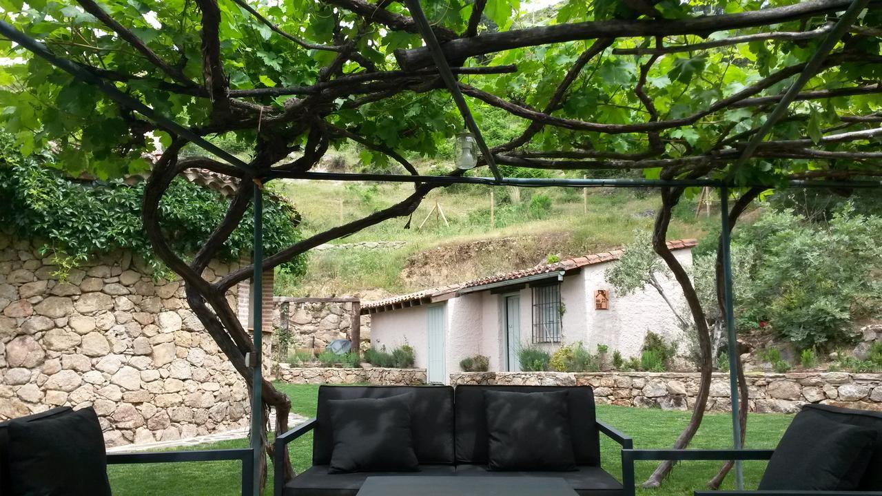 Abejas 1 De El Vergel De Chilla Candeleda Exterior photo